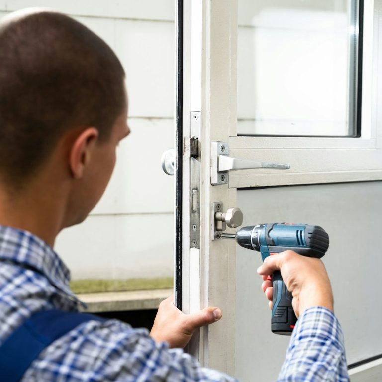 Hassle-Free Management for Agents